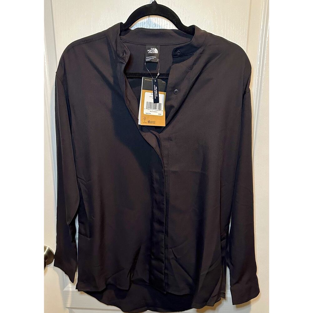 North Face Women’s Black Button Down Long Sleeve Shirt Size Small